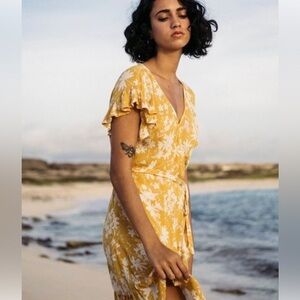 Billabong Floral Wrap Dress XS